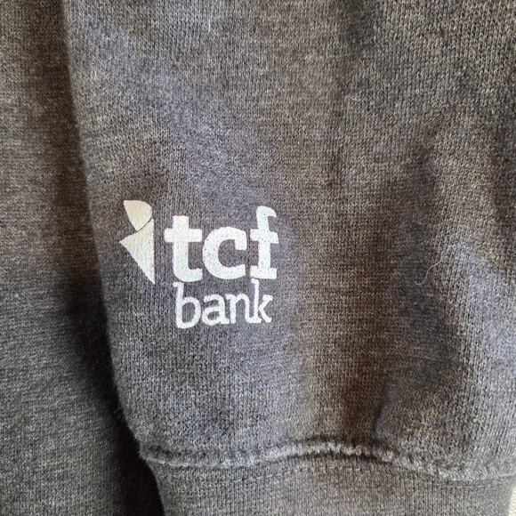 University of Minnesota Hoodie Gray TCF Bank Logo Men’s Size L - Picture 6 of 13